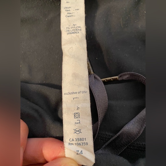 Lululemon wide straight leg crops - Picture 3 of 3